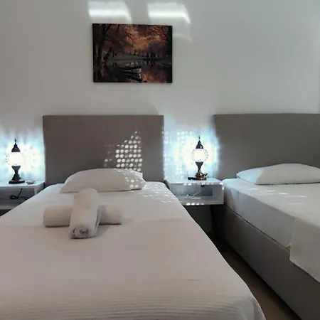 Arslan With Pool * مرمريس