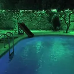 Arslan With Pool 빌라 *