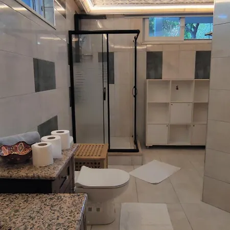 Arslan With Pool Vilă